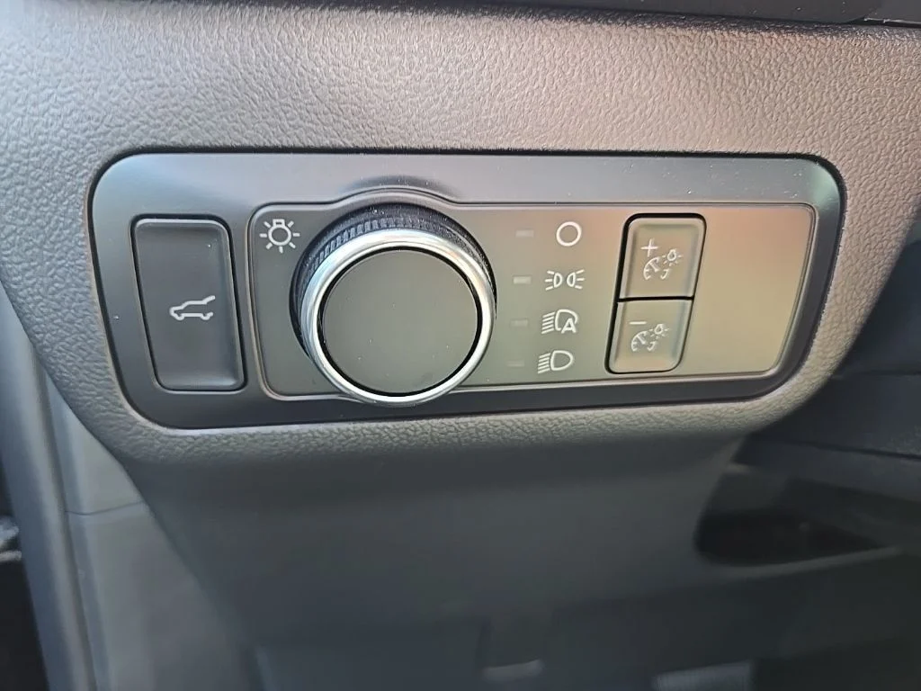 Used 2025 Black Ford Active image 41