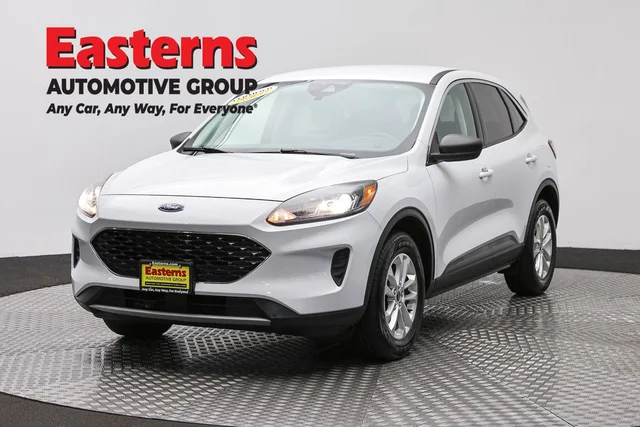 2022 Ford Escape Hybrid SE