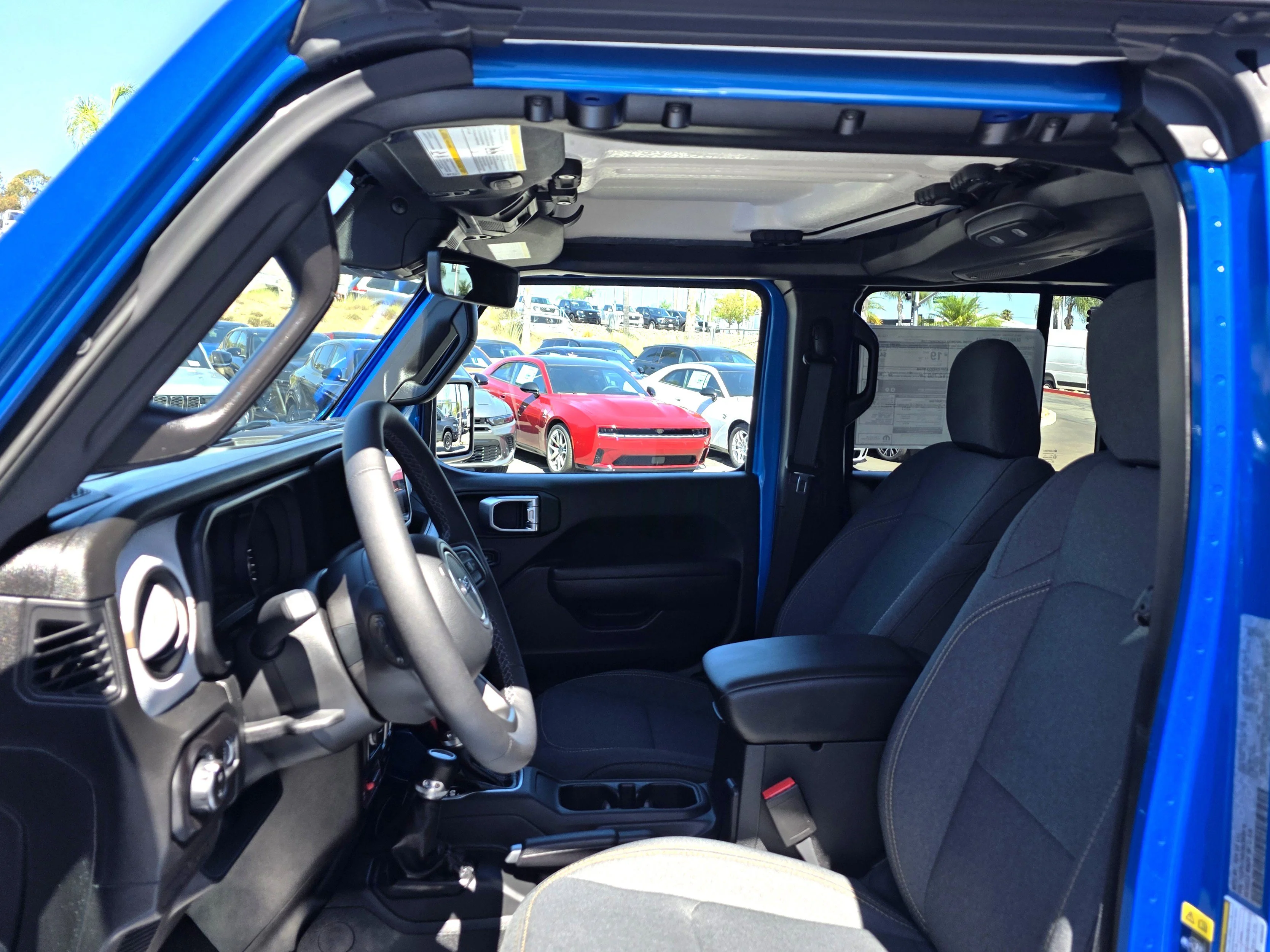 2025 Jeep Gladiator Willys - Photo 14