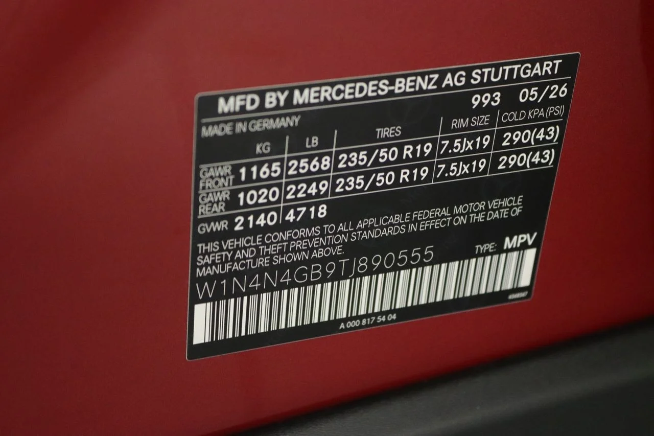 New 2026 MANUFAKTUR Patagonia Red Metallic Mercedes-Benz 250 image 12