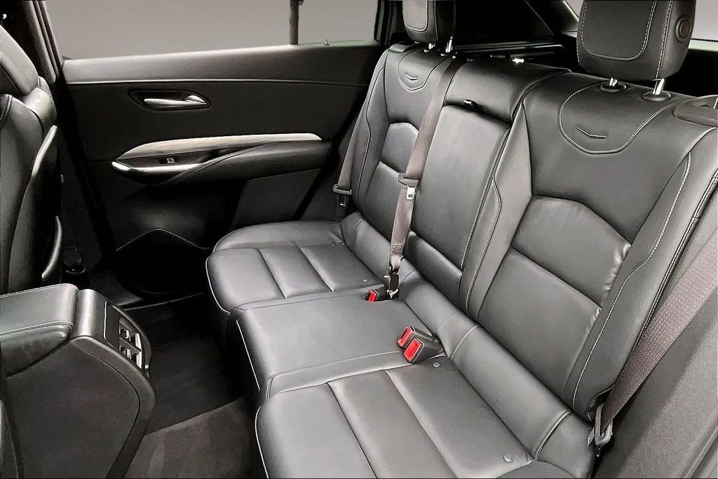 Used 2025 Silver Cadillac Premium Luxury image 28