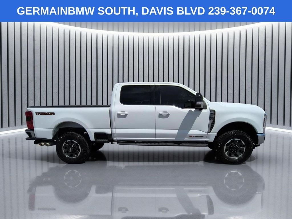 Used 2024 White Metallic Ford Lariat image 4