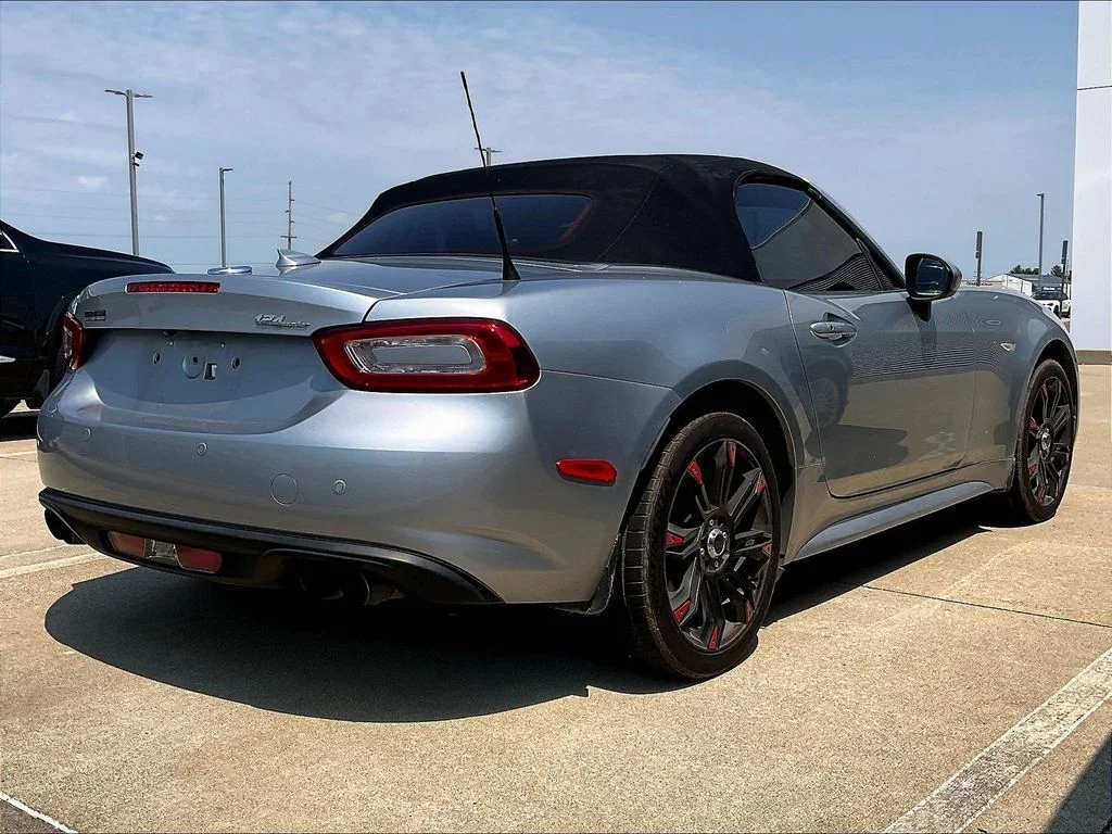 Used 2019 Silver FIAT Lusso image 2