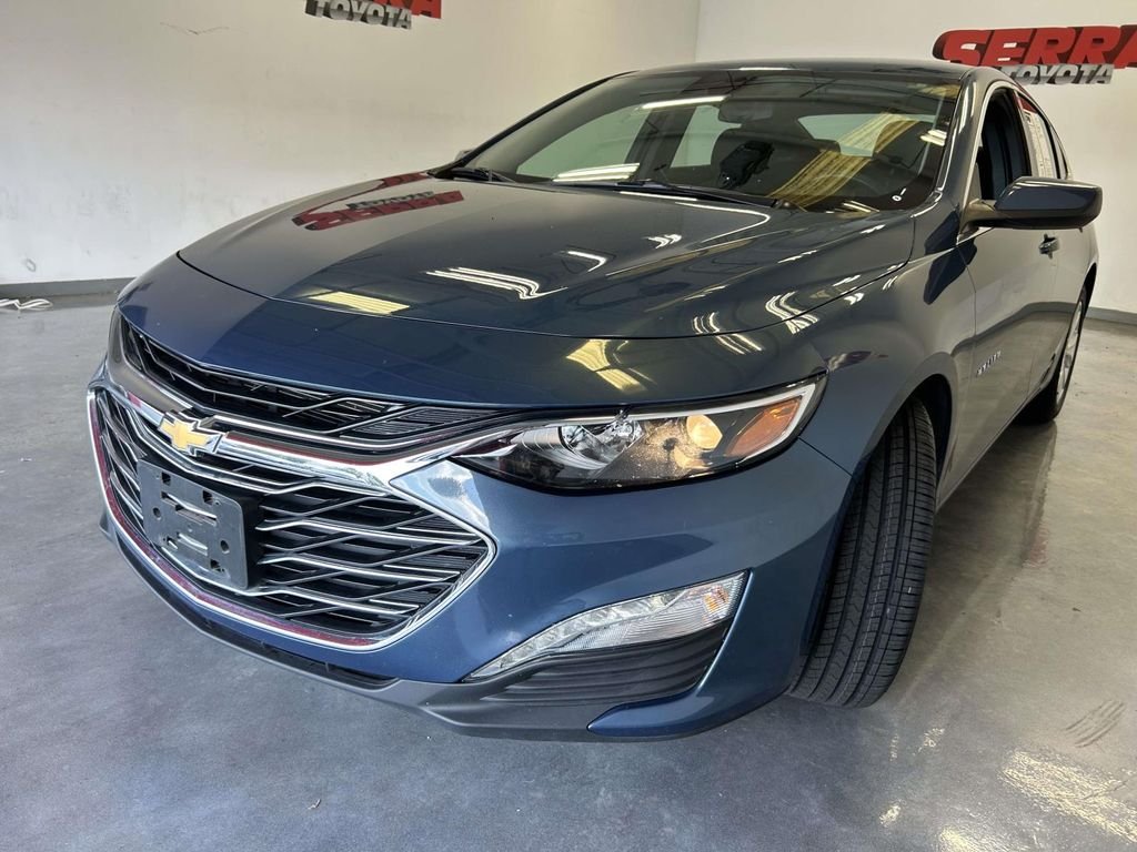 Used 2025 Blue Chevrolet LT image 7