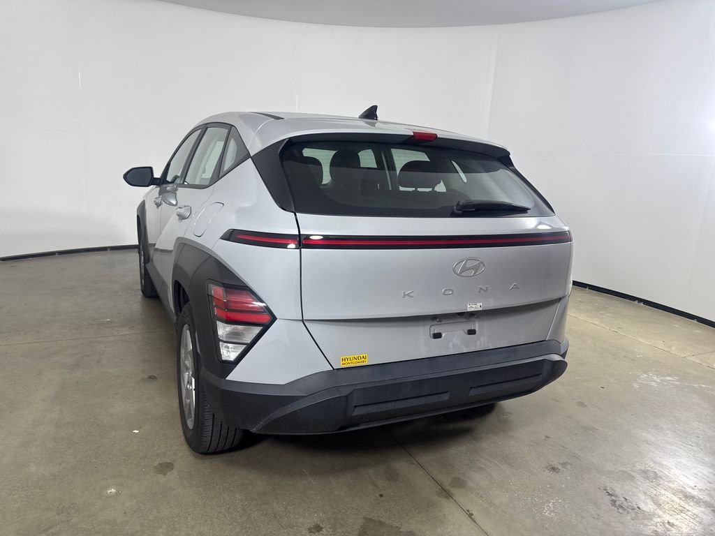 Certified Used 2024 Gray Hyundai SE image 8