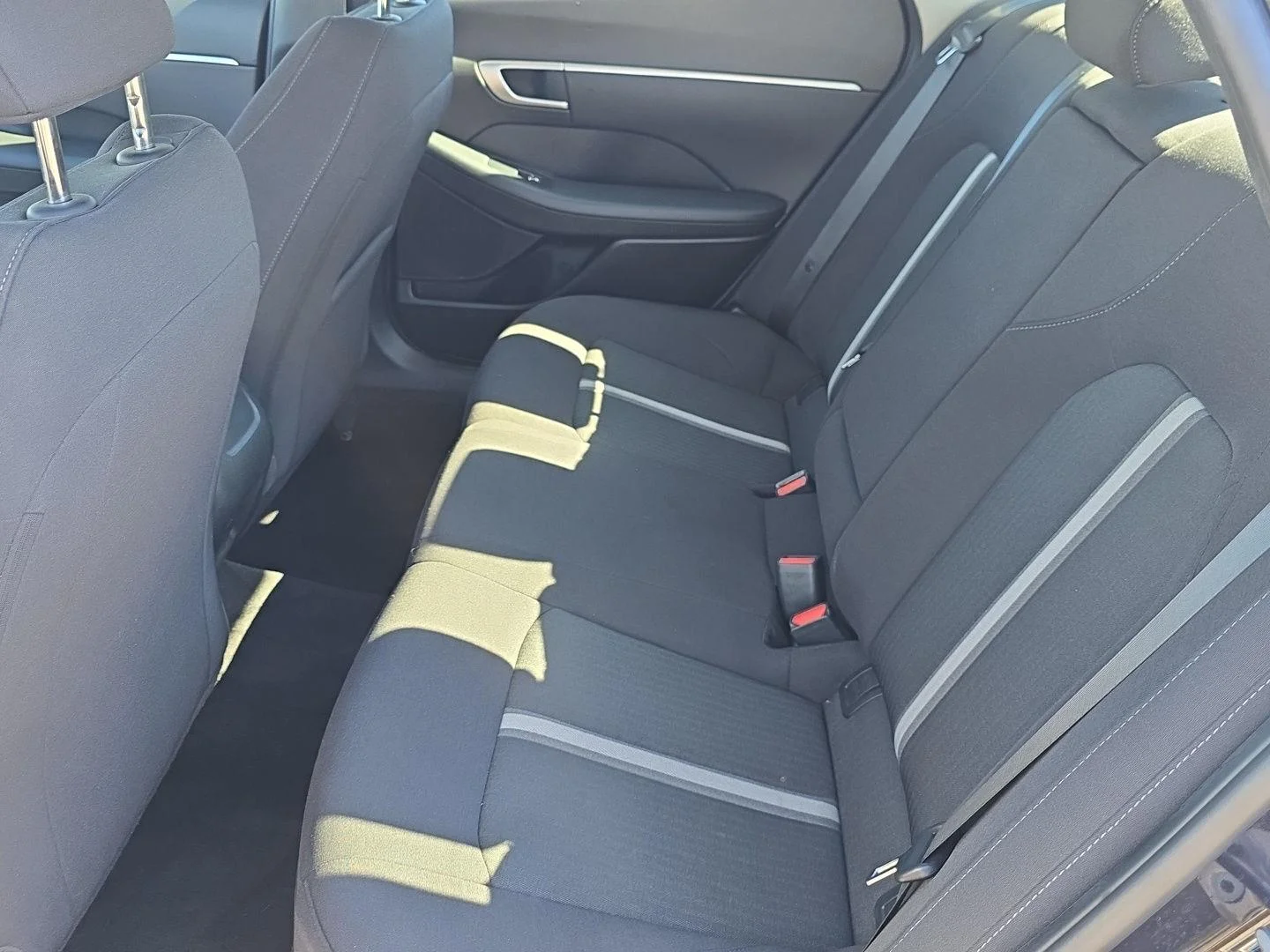 Used 2025 Carbon Blue Hyundai SEL image 19