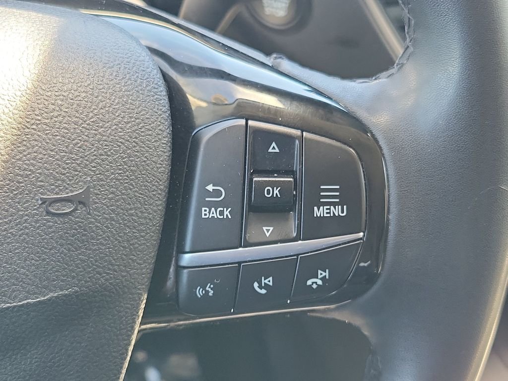 Certified Used 2022 White Ford SE image 22
