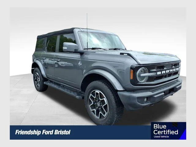 2023 Ford Bronco Outer Banks 4x4's photo