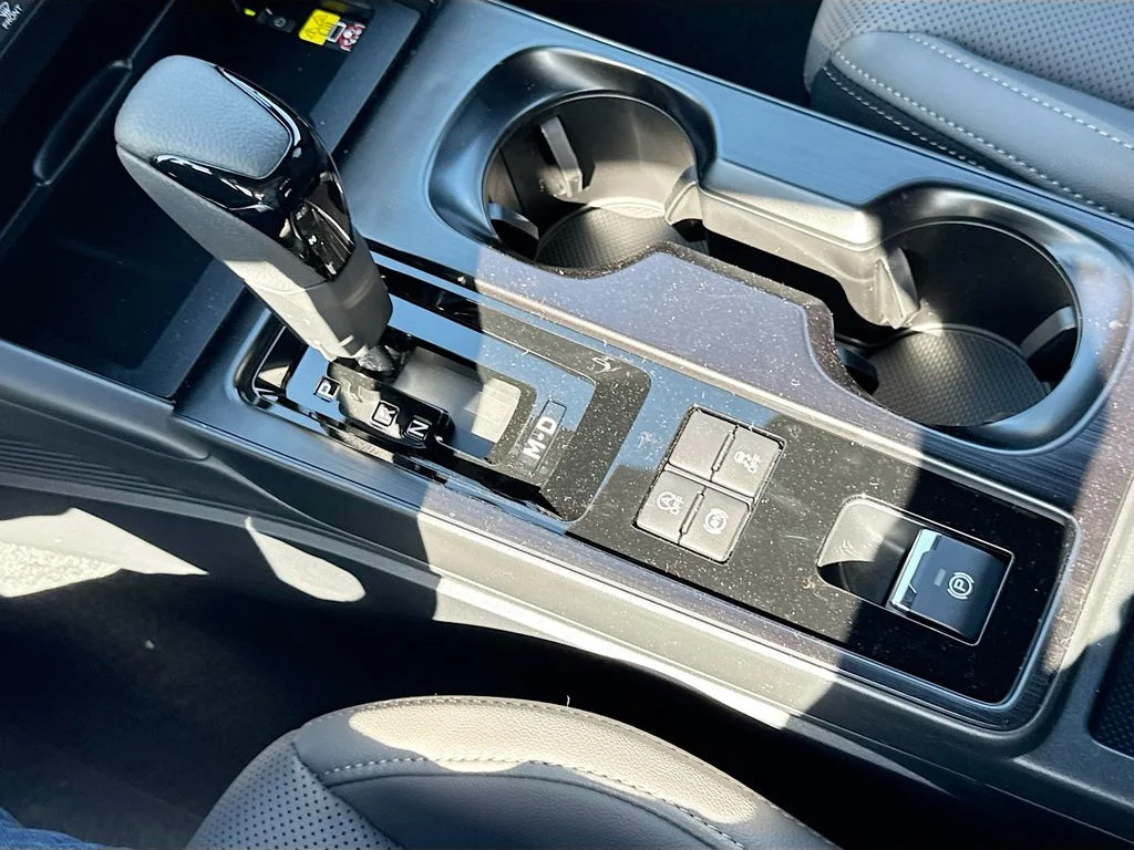 2026 Subaru Outback Limited - Photo 21