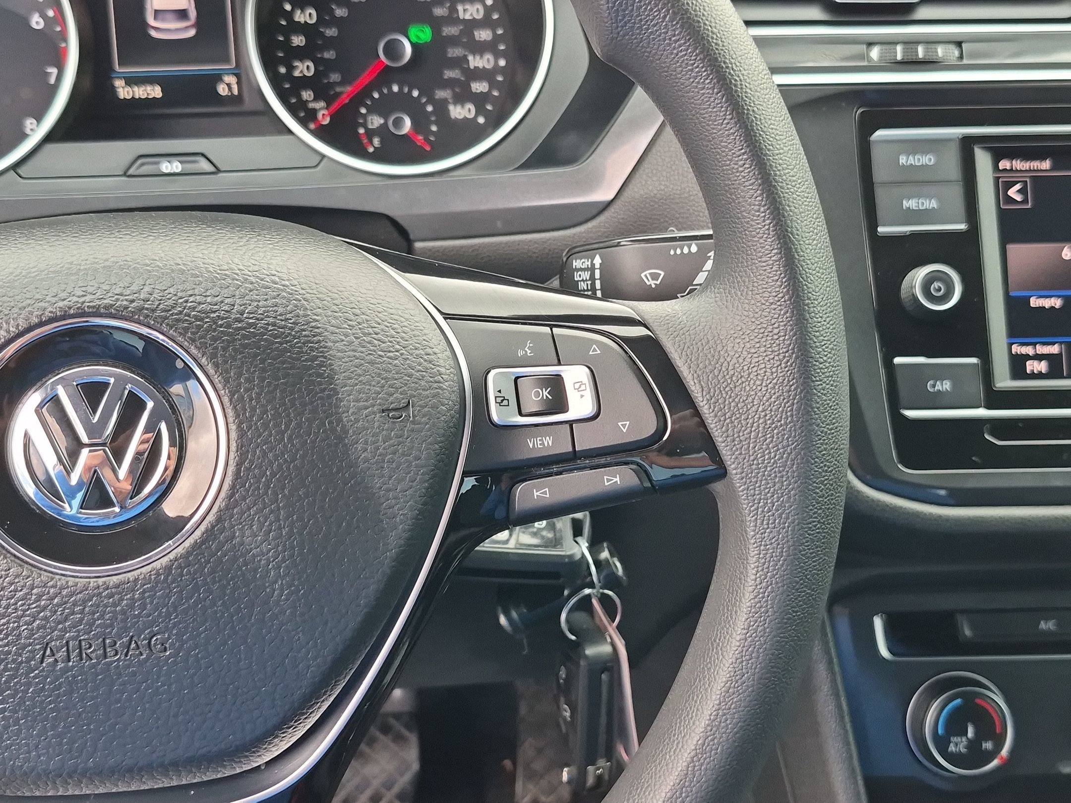 Used 2019 Blue Metallic Volkswagen S image 17