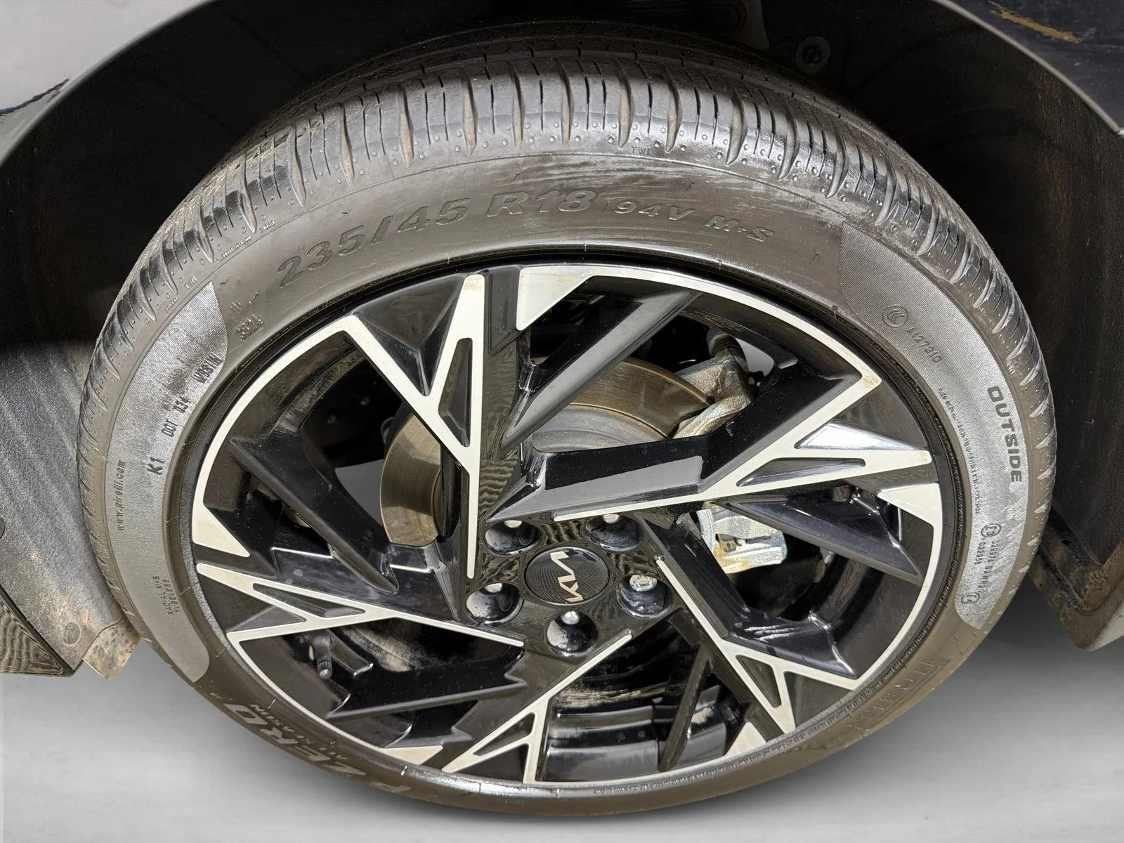 Used 2025 Silver Kia GT-Line image 20