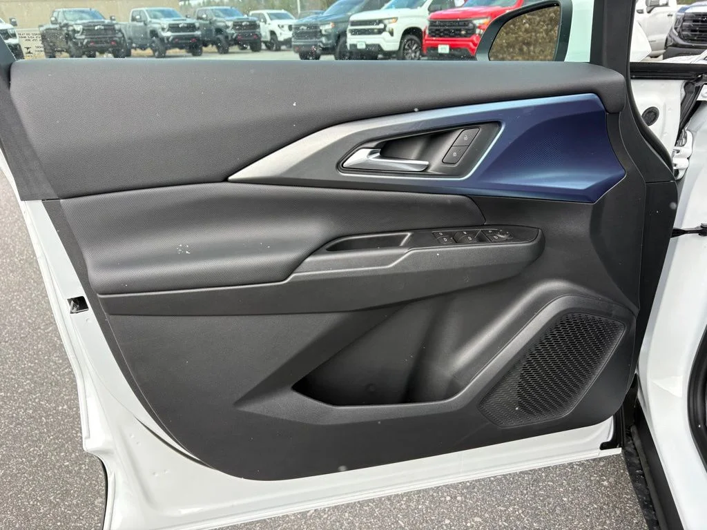 New 2026 White Chevrolet LT image 36