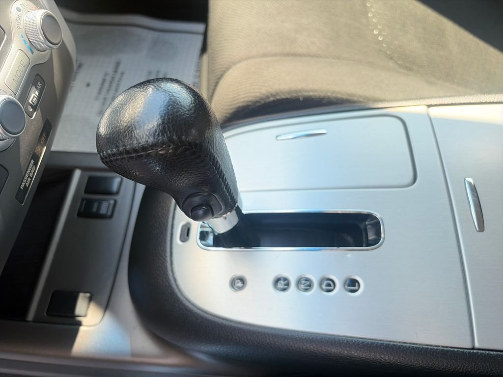 Used 2014 Midnight Nissan SV image 24