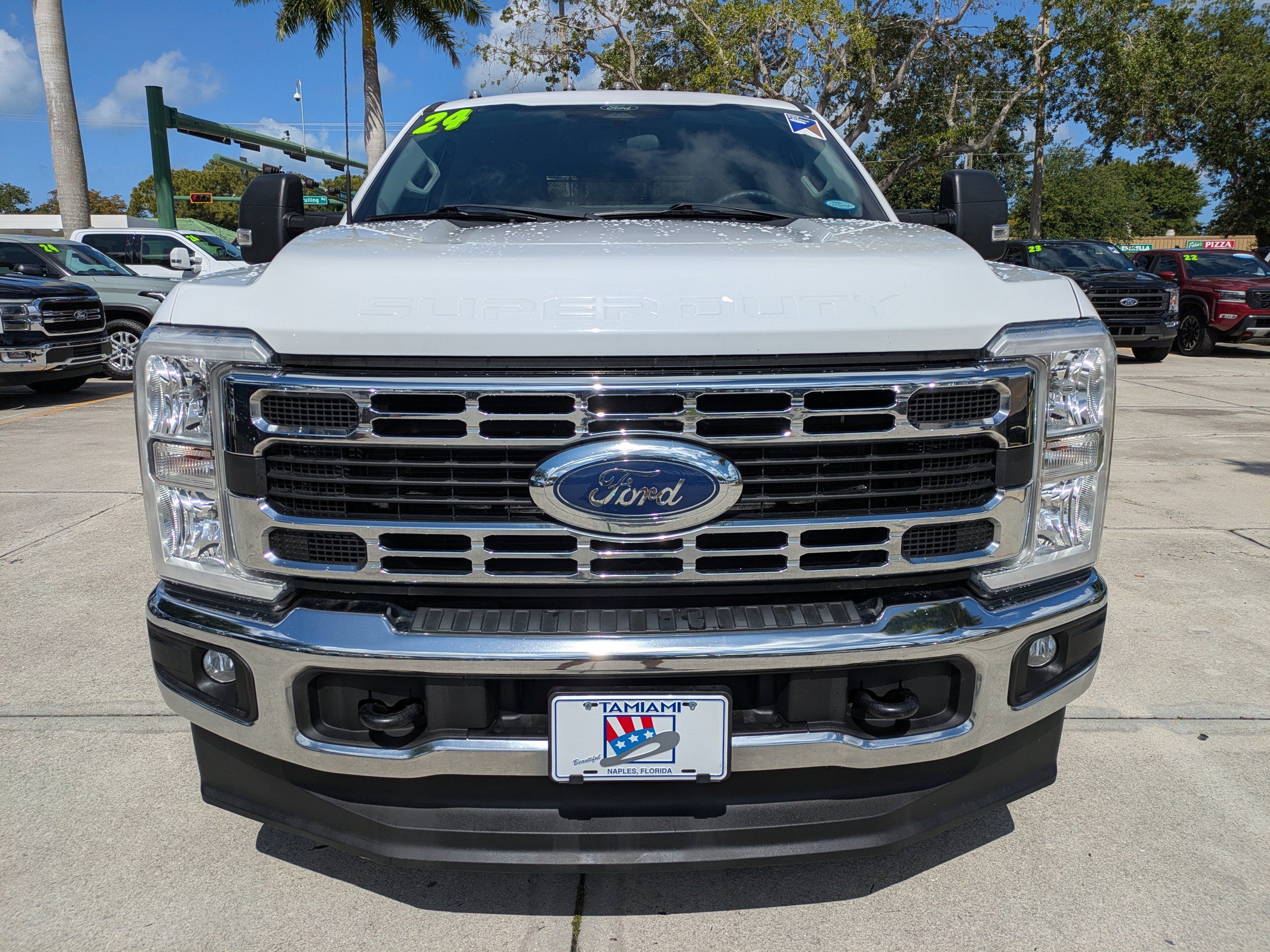 Used 2024 Oxford White Ford XL image 8