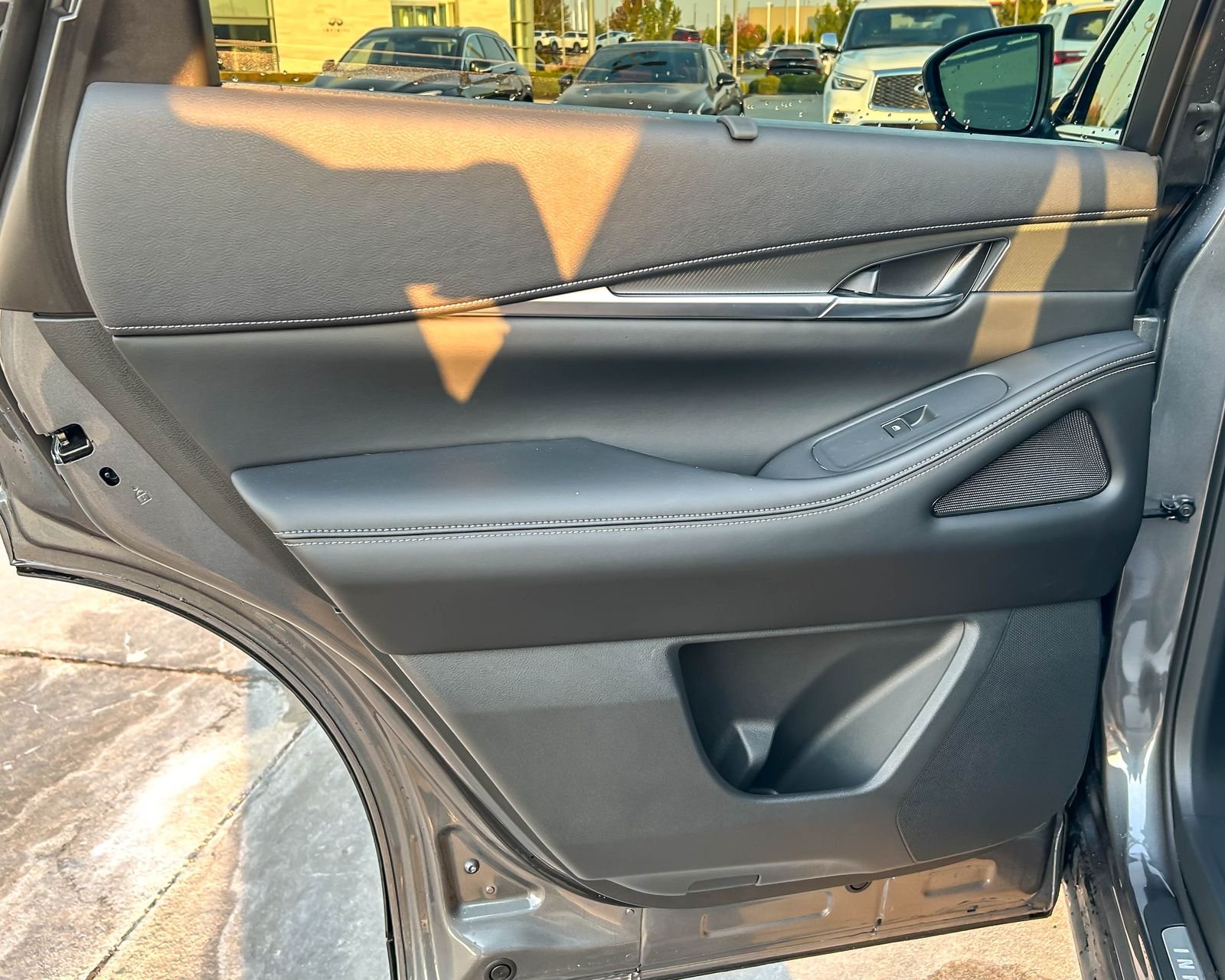 Certified Used 2024 Gray INFINITI LUXE image 20