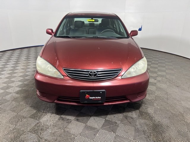 Used 2006 Toyota Camry LE with VIN 4T1BE32K16U160671 for sale in Shakopee, MN