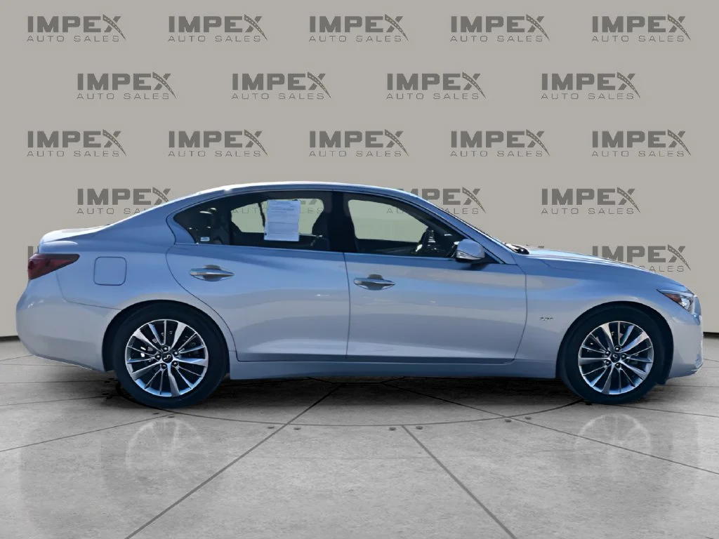 Used 2020 Silver INFINITI 3.0t LUXE image 6