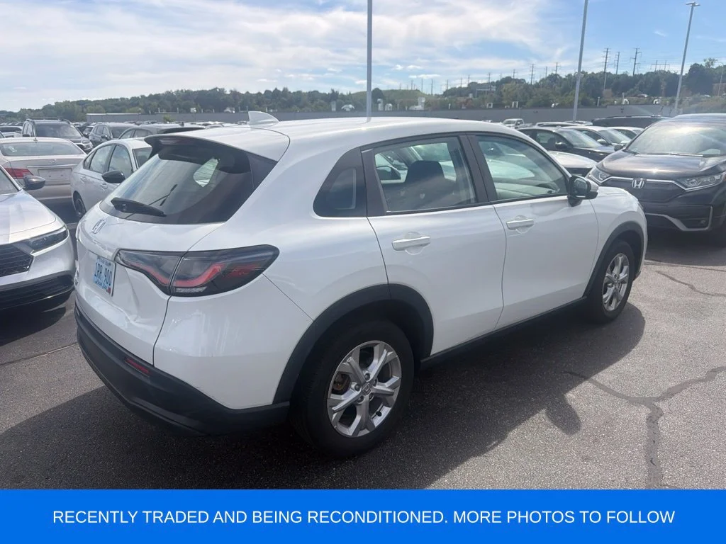 Used 2024 White Honda LX image 4