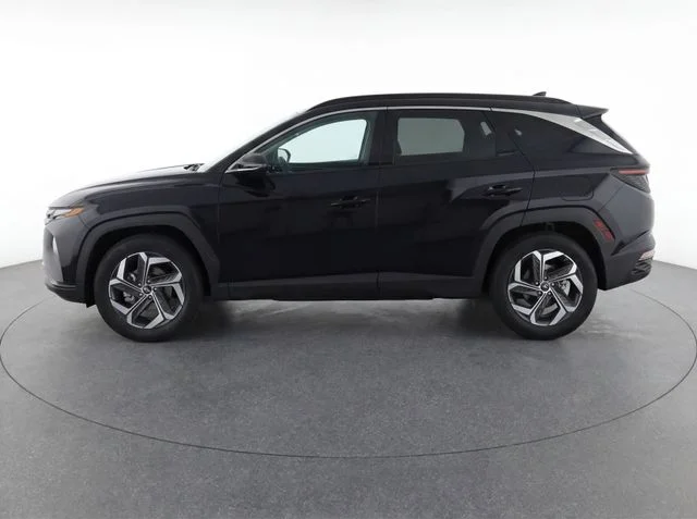 Used 2023 Black Hyundai SEL image 3