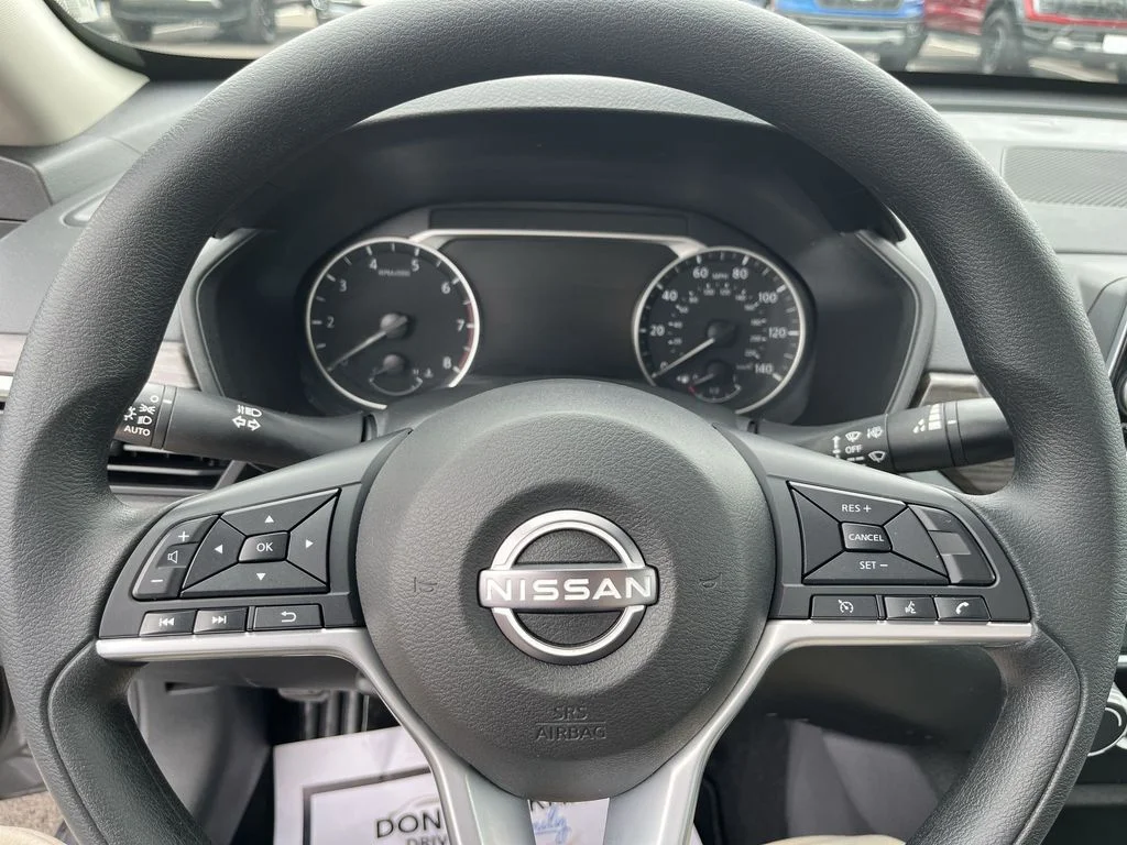 Used 2025 Gray Nissan 2.5 SV image 14
