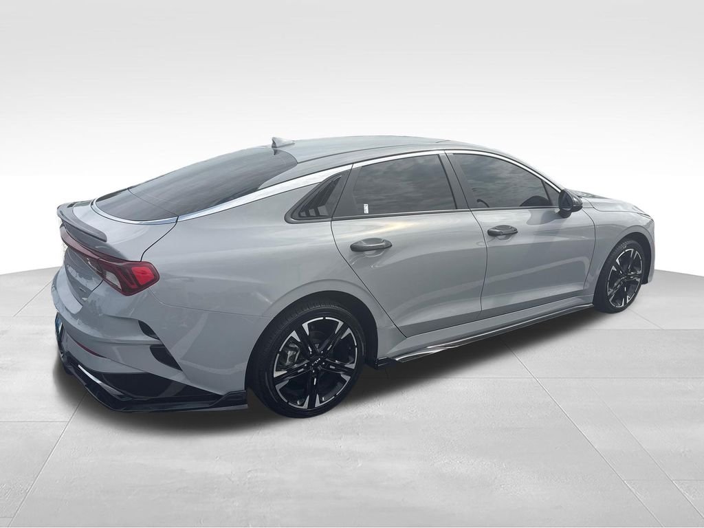 Used 2024 Gray Kia GT-Line image 5