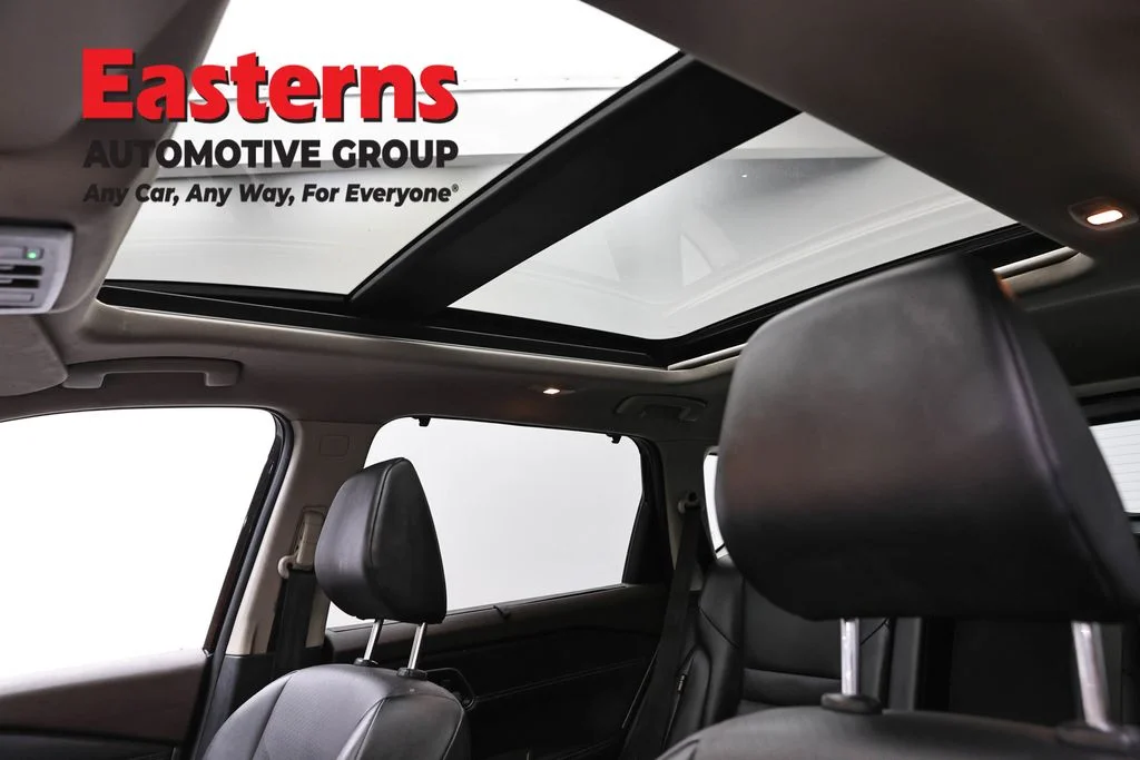 Used 2021 Black Nissan SV image 36
