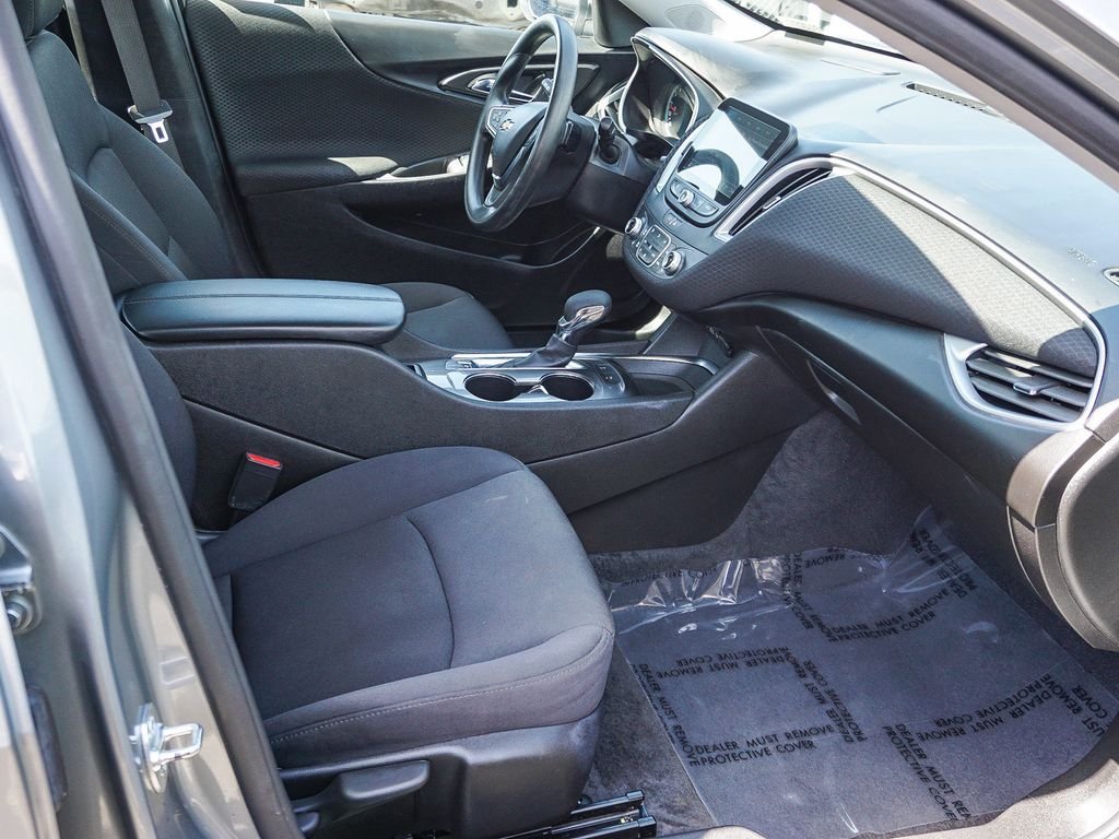 Used 2025 Gray Chevrolet LT image 12