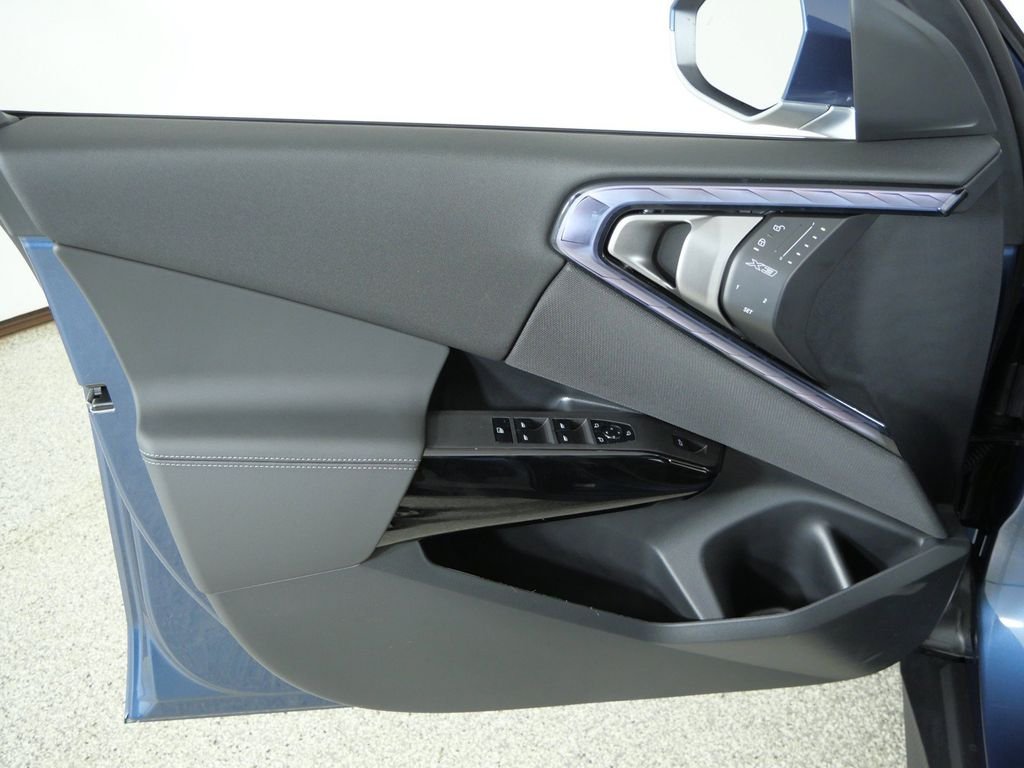 New 2026 Arctic Race Blue metallic BMW 30 xDrive image 32