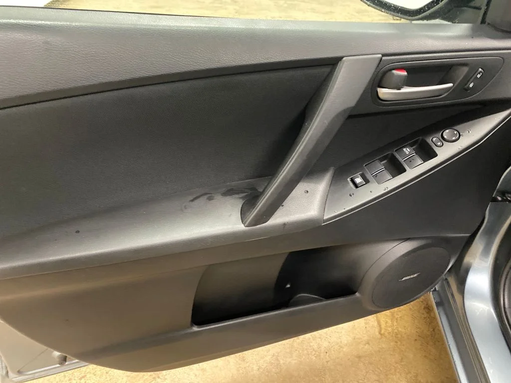 Used 2012 Gray Mazda i Touring image 9