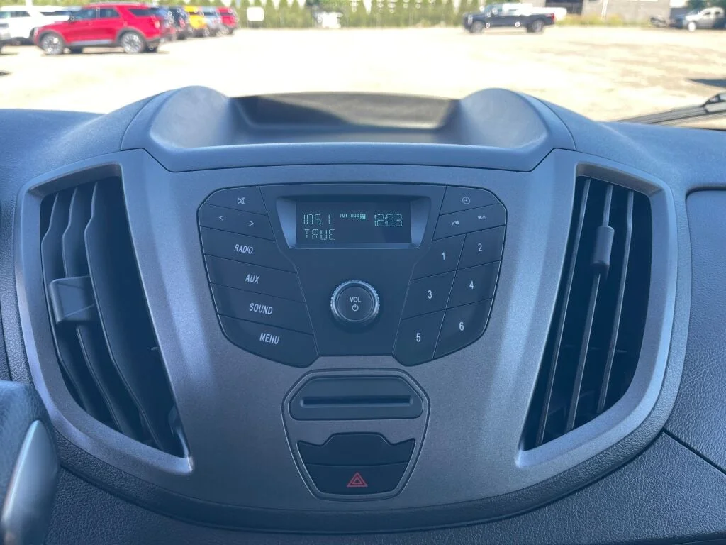 Used 2019 Oxford White Ford XL image 7