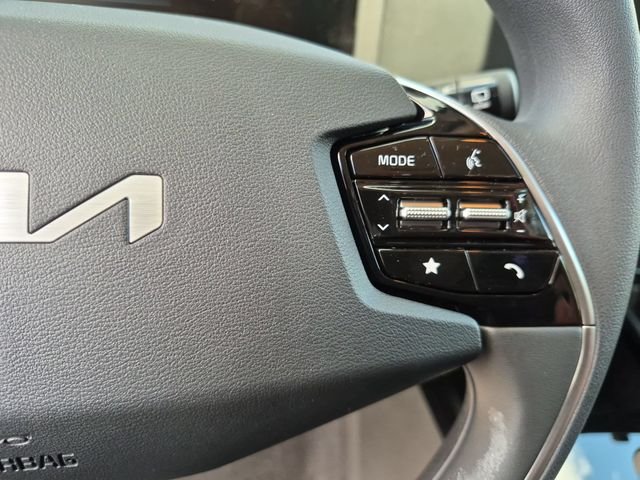 New 2026 Interstellar Gray Kia LX image 15