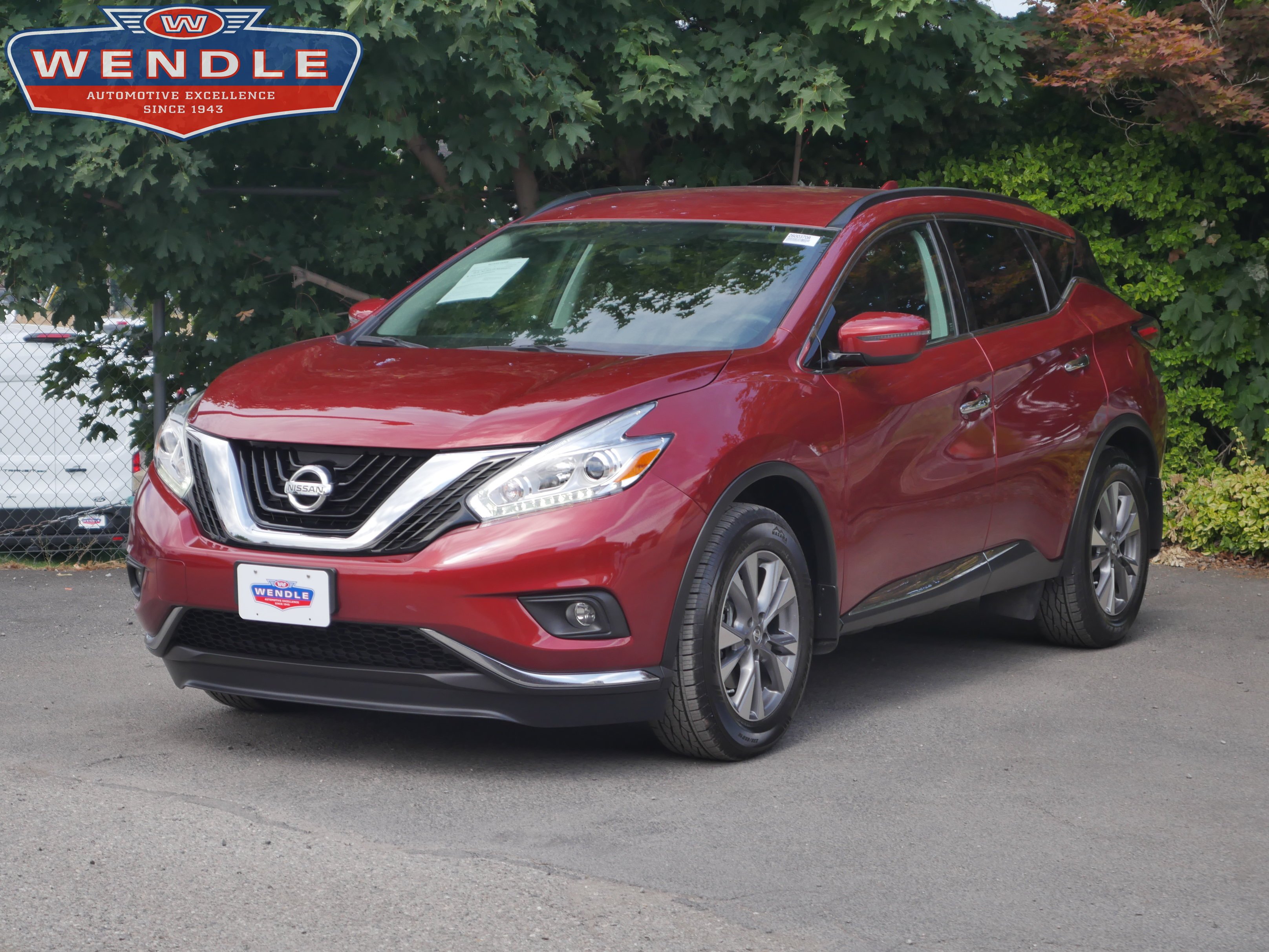 Used 2017 Cayenne Red Metallic Nissan SV image 1