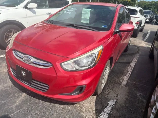 Used 2016 Boston Red Metallic Hyundai SE image 4
