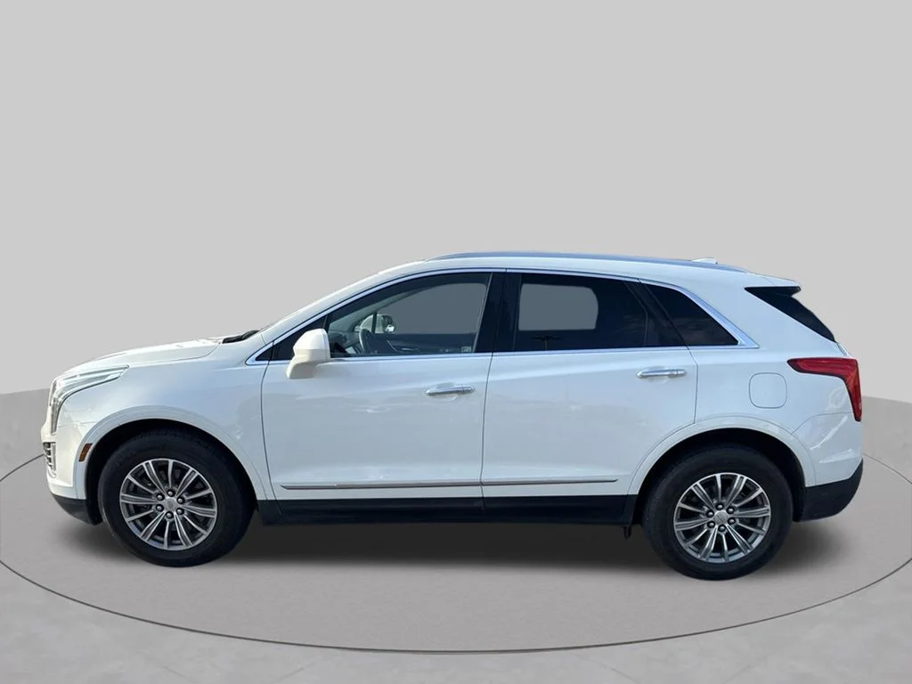 Used 2017 White Cadillac Luxury image 10