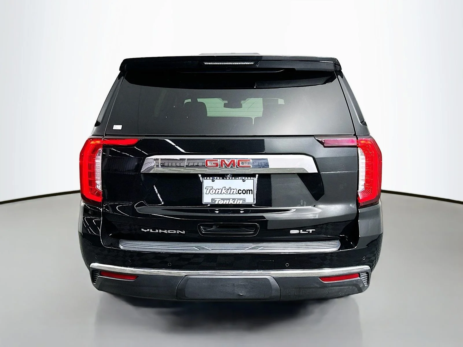 Used 2023 Onyx Black GMC SLT image 6