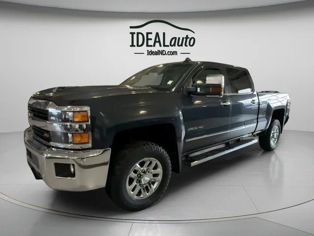 2017 Chevrolet Silverado HD LTZ 4WD Crew Cab Standard Box's photo