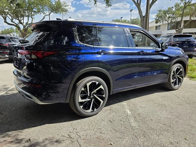 New 2025 Blue Mitsubishi SEL S-AWC image 10