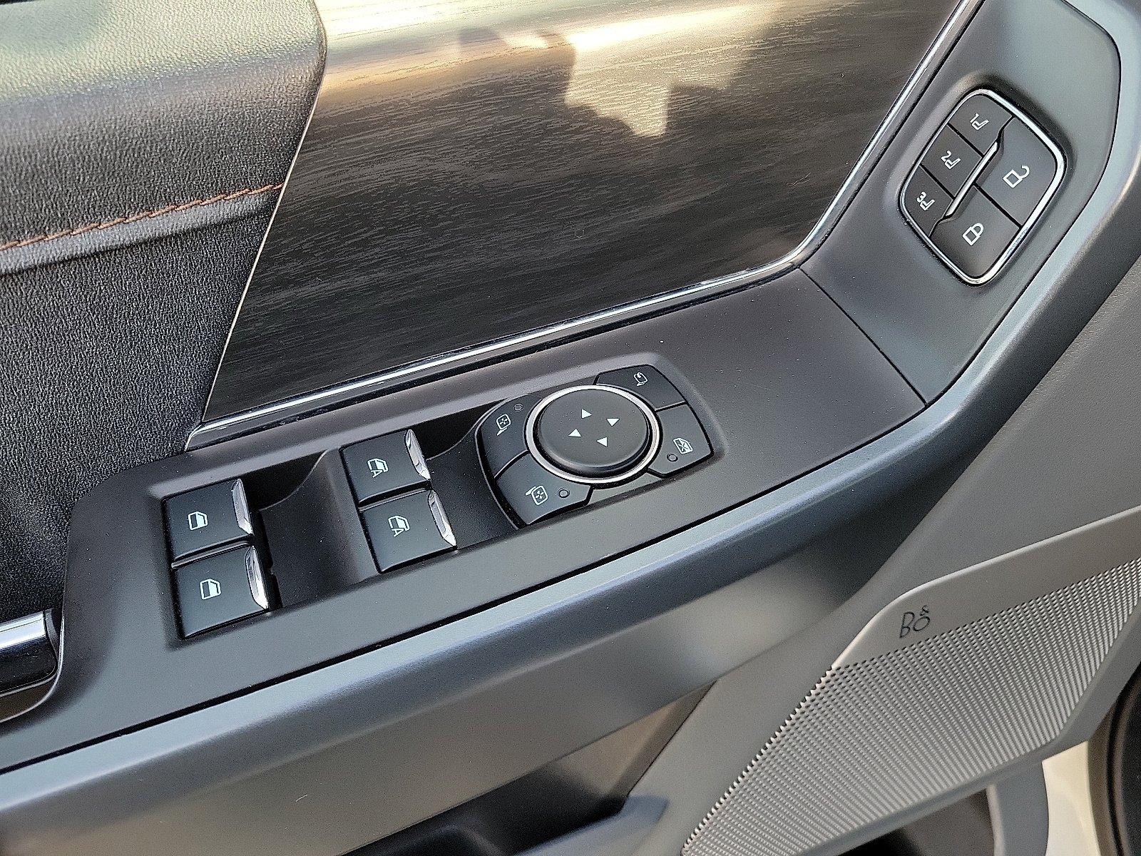 2024 Ford F-150 Lariat - Photo 18