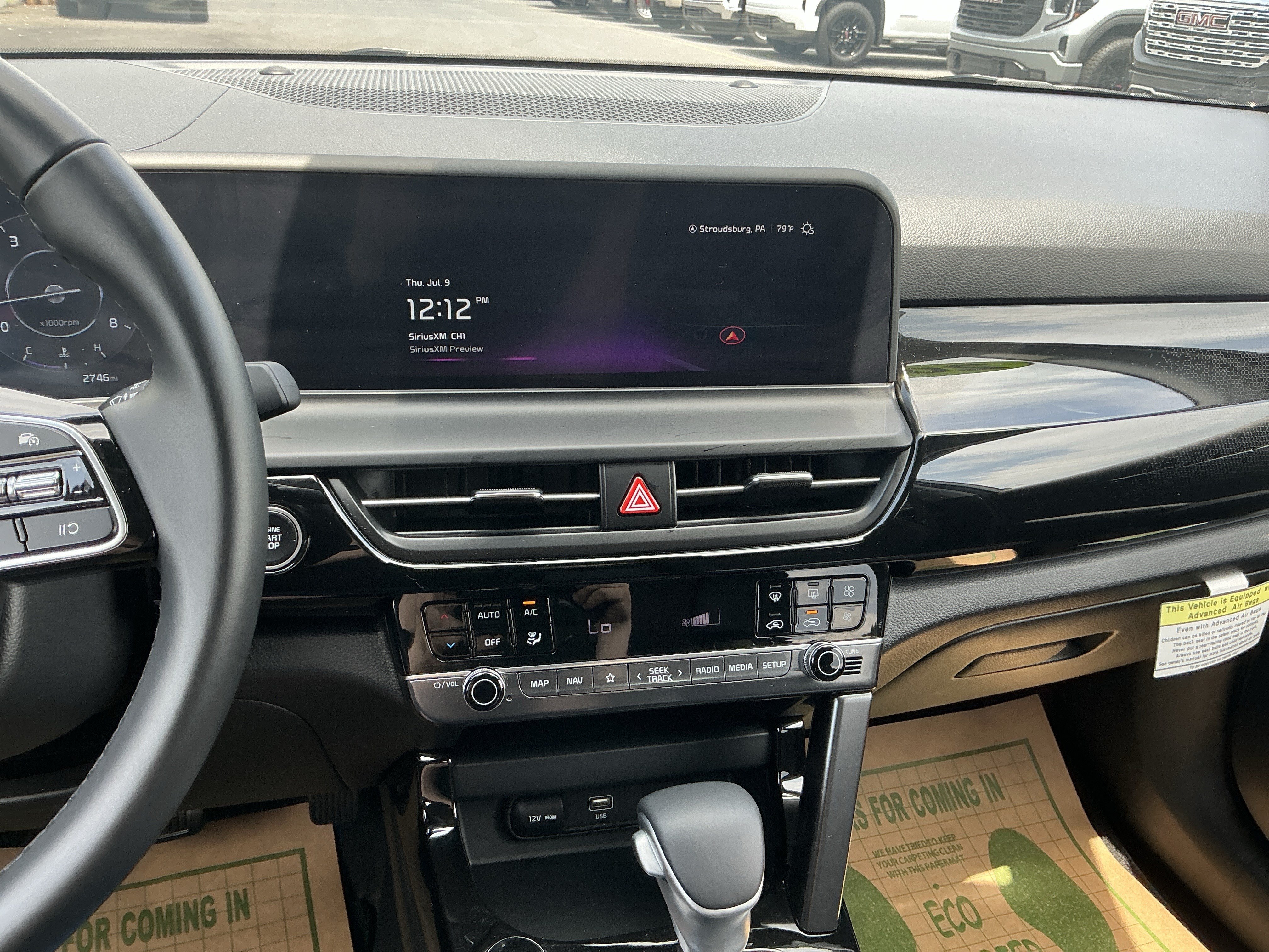 Certified Used 2024 Snow White Pearl Kia X-Line image 21