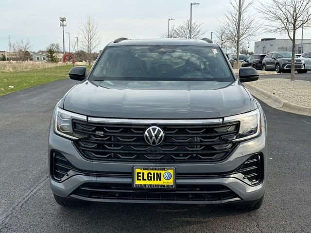 New 2026 Pure Gray Volkswagen 2.0T SEL R-Line Black image 2