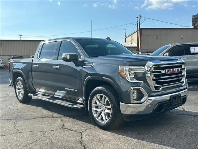 Used 2021 Blue GMC SLT image 1