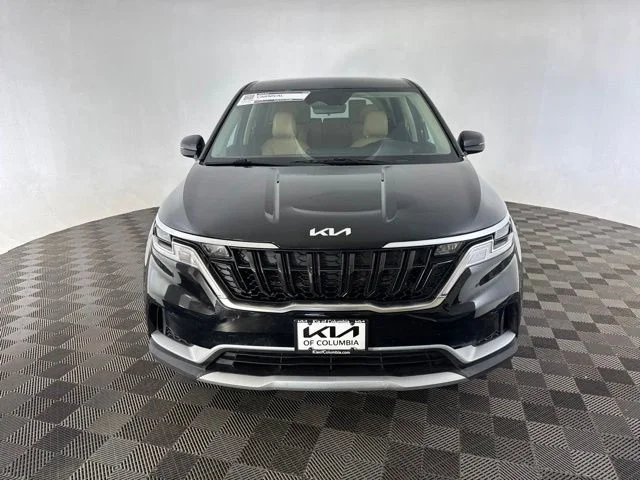 Used 2023 Black Kia LX Seat Package image 3