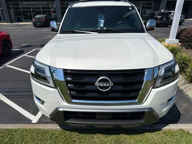 Used 2023 White Nissan Platinum image 8
