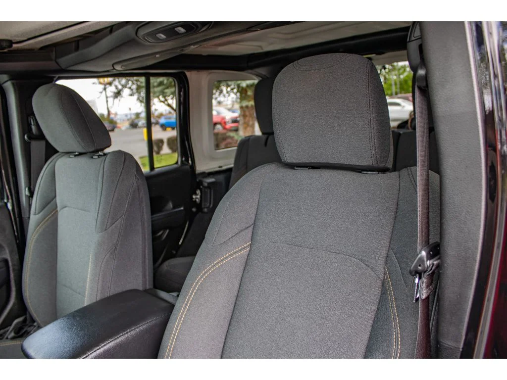 Used 2024 Black Clearcoat Jeep Sport S image 29