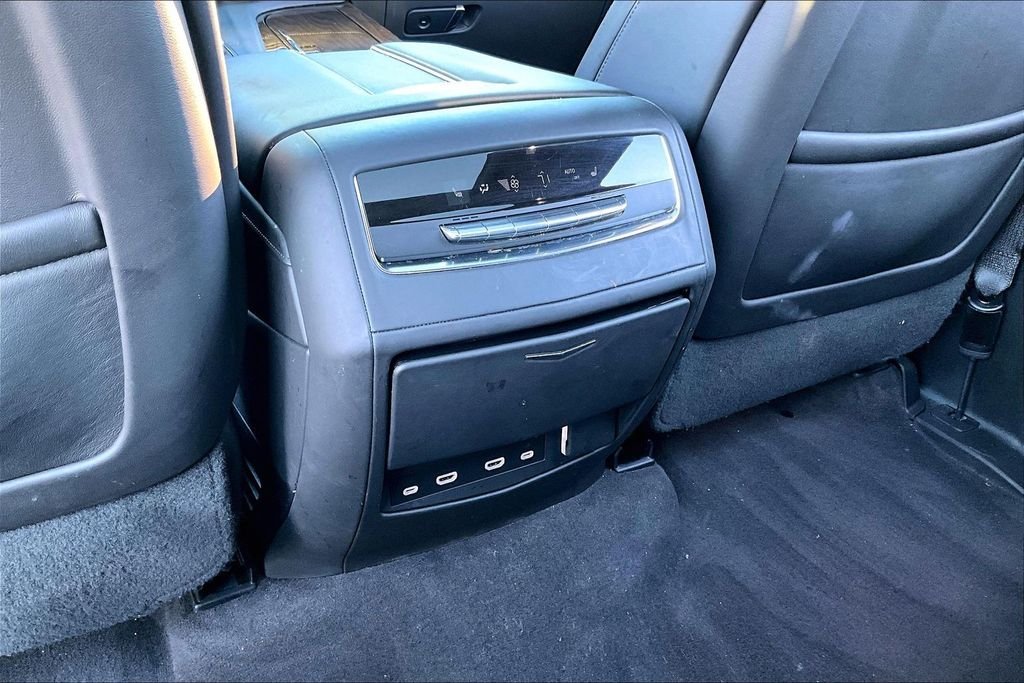 Used 2023 White Cadillac Sport Platinum image 25