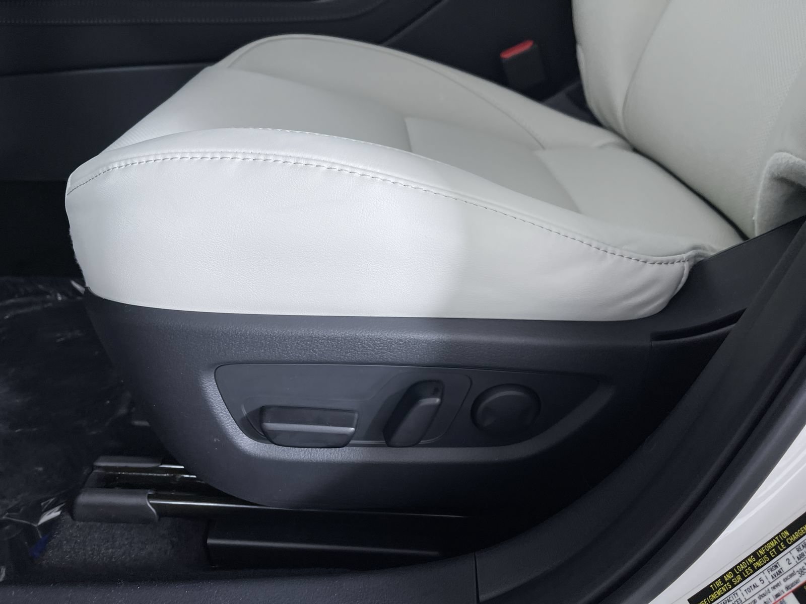 New 2026 Snowflake White Pearl Mazda 2.5 S Premium image 11