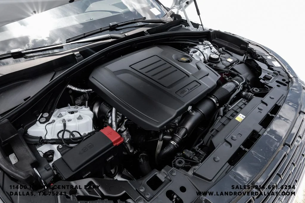 New 2026 Fuji White Land Rover S image 49