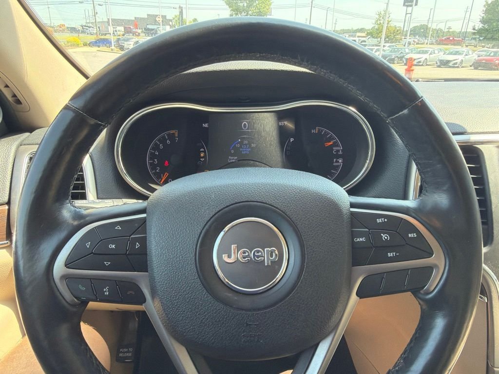 Used 2018 Blue Jeep Limited image 17