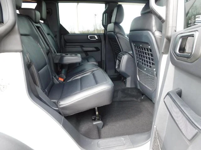 New 2026 Avalanche Gray Ford Badlands® image 62