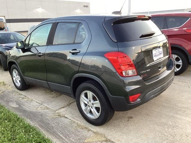 Used 2020 Gray Chevrolet LS image 29